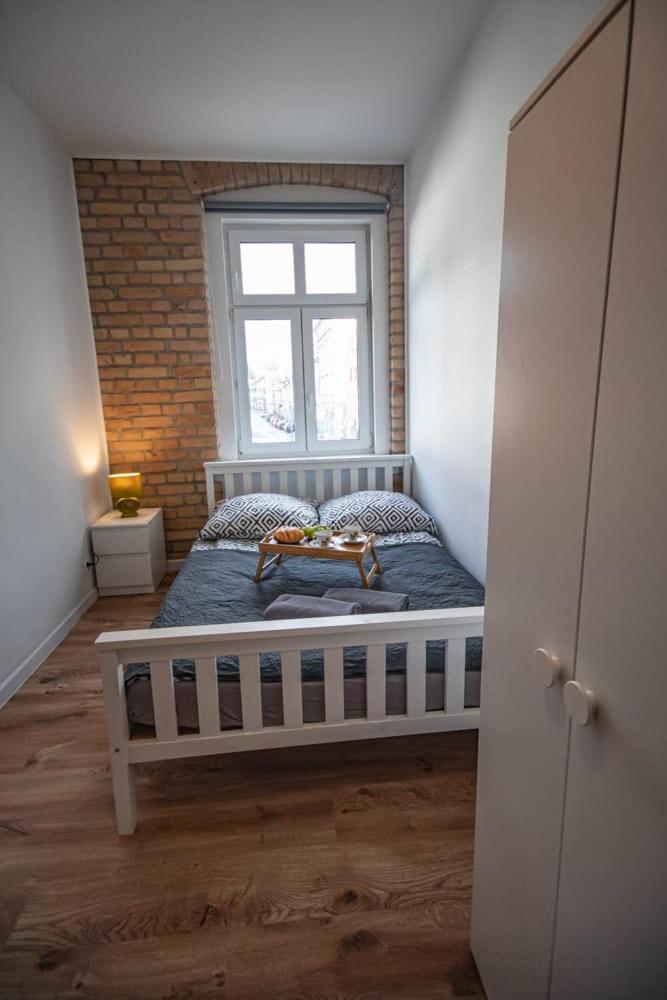 Apartament Rynek Лесна Екстериор снимка